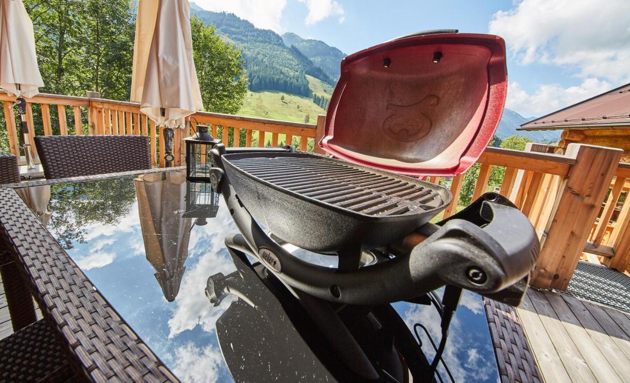 Drei Hittn Saalbach Apartment Bagian luar foto